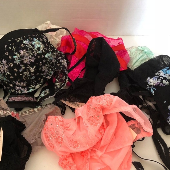 Wholesale $500 Worth VS Bras Panties Swim Bags Etc - Picture 2 of 8